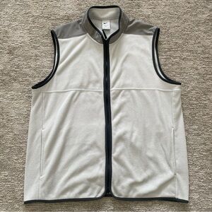 nike heritage essentials sherpa vest